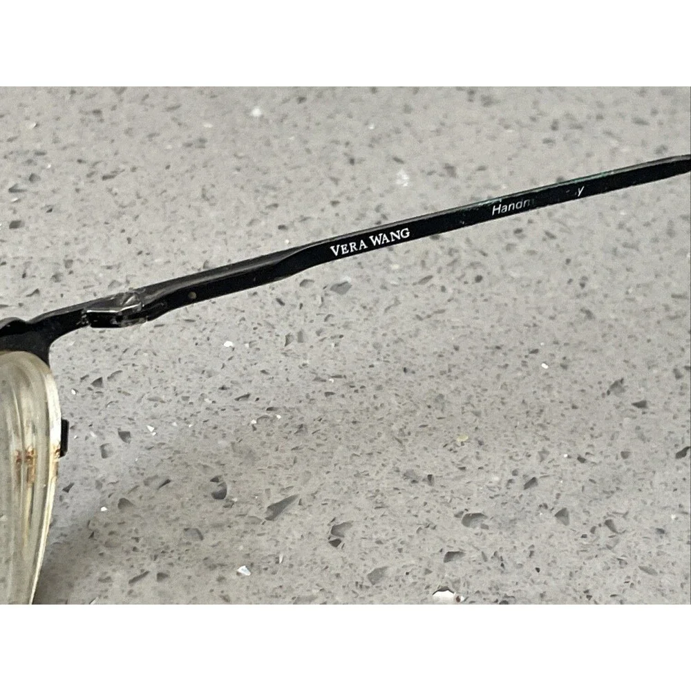 Vera Wang this frames